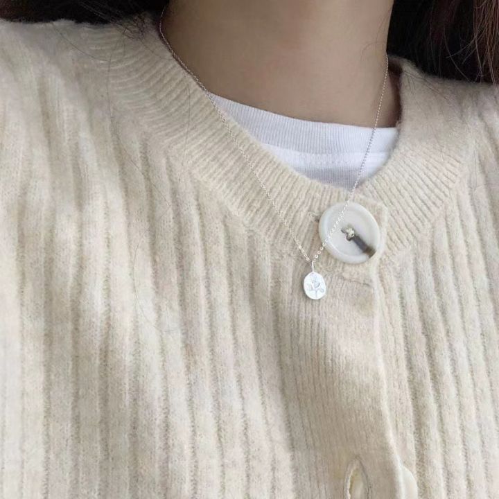 Fashion%20Ins%20Style%20Simple%20Engraved%20Flower%20Necklace%20for%20Women%20Exquisite%20Gold%20Plated%20Sweather%20Chain%20Pendant%20Necklace%20for%20Mother's%20Day%20Jewelry%20Gift%20Qoddess%20-%20Image%204