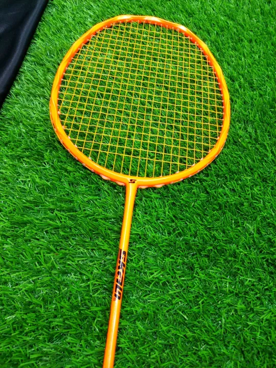 Skalo%20Badminton%20Racket%20-%20Complete%20And%20Strong%20-%20Ideal%20For%20Players%20Of%20All%20Levels-%20Enhance%20Your%20Badminton%20Game%20With%20Skalo%20Racket%20-%20Image%203
