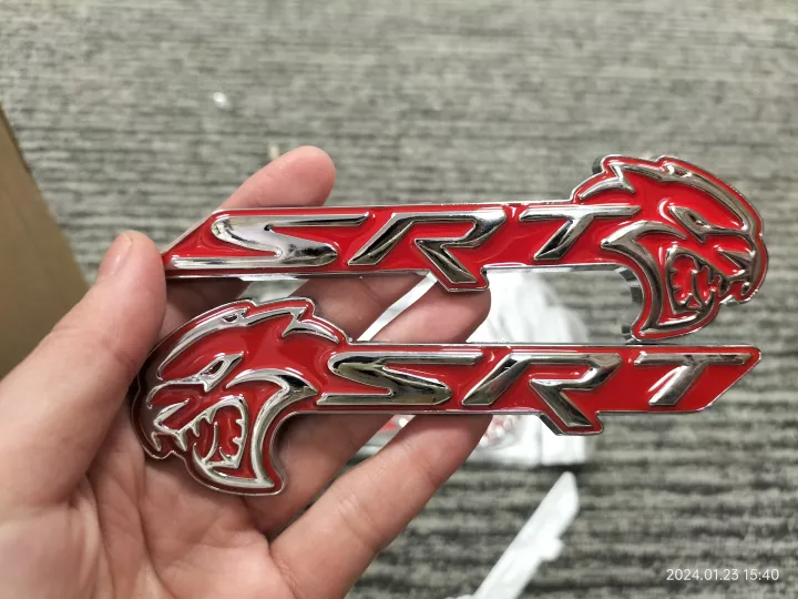 3D%20Metal%20Hellcat%20Fender%20Badge%20Emblem%20Front%20Grill%20Logo%20Car%20Stickers%20Decals%20For%20Chrysler%20Challenger%20Charger%20SRT%20Car%20Accessories%20-%20Image%202