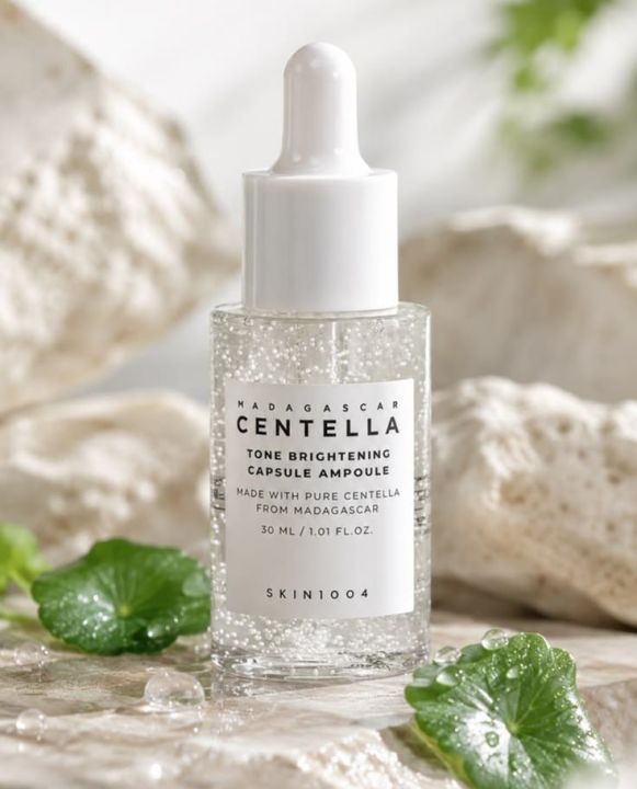 SKIN1004%20Madagascar%20Centella%20Tone%20Brightening%20Capsule%20Ampoule%2030ml%20-%20Image%204