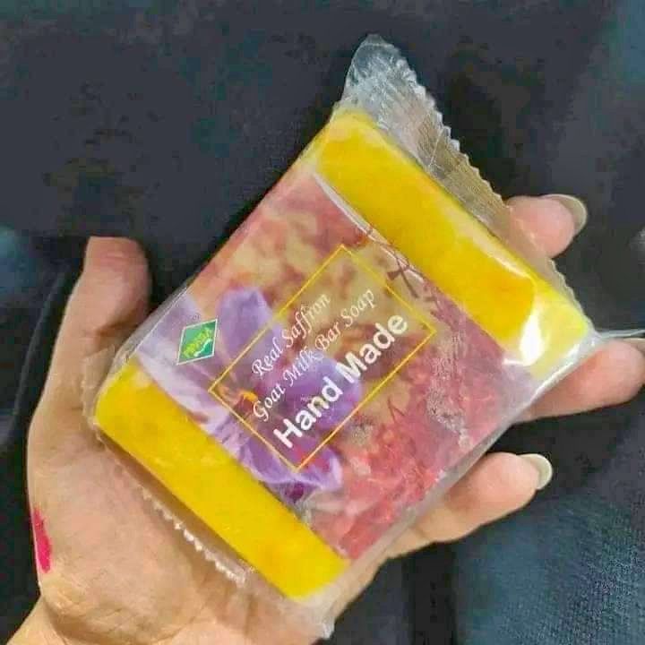 Saffron%20Goat%20Milk%20Handmade%20Soap%20Bar%20-%20Image%203