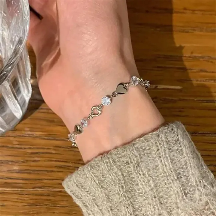 New%20%20Bracelet%20Sweet%20INS%20Love%20Heart%20Hollow%20Heart%20Bow%20Bracelet%20%20Jewelry%20for%20Daily%20wear%20Party%20accessory%20Gift%20for%20her%20Fashion%20enthusiasts%20Jewelry%20collection%20-%20Image%204