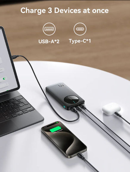 JOYROOM%20PBF12%202.4A%20LED%20Power%20Bank%2010000mAh%20-%20Image%203