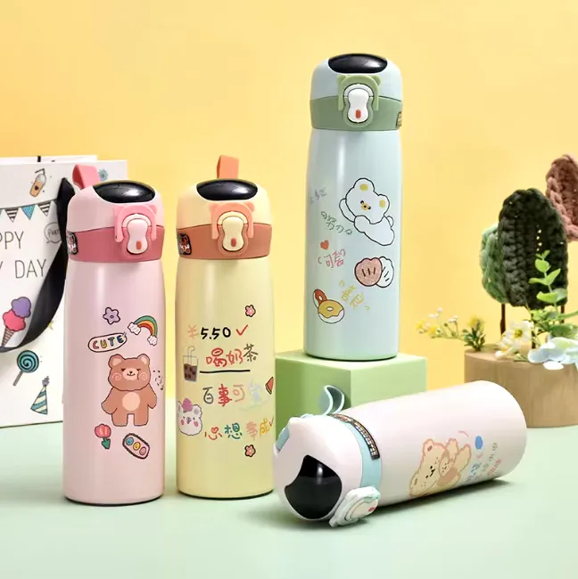 Cute%20Bear%20Thermal%20Water%20Bottle%20for%20Kids,Smart%20Display,Thermometer,Mug%20with%20Straw,Stainless%20Steel%20Insulated%20Cup,500ml%20-%20Image%203