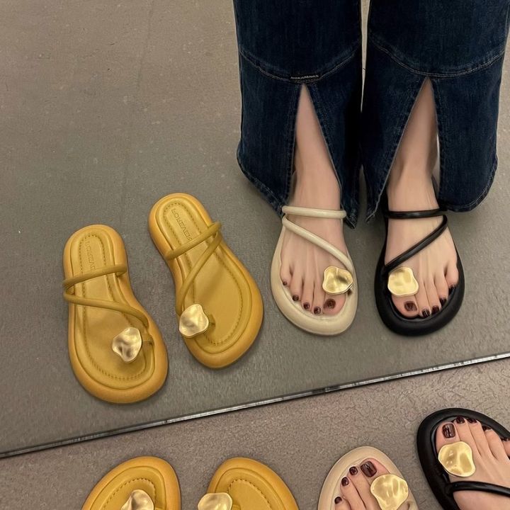 Sandals super hot pullover women wear 2024 new versatile flat summer Korean resort casual beach shoes