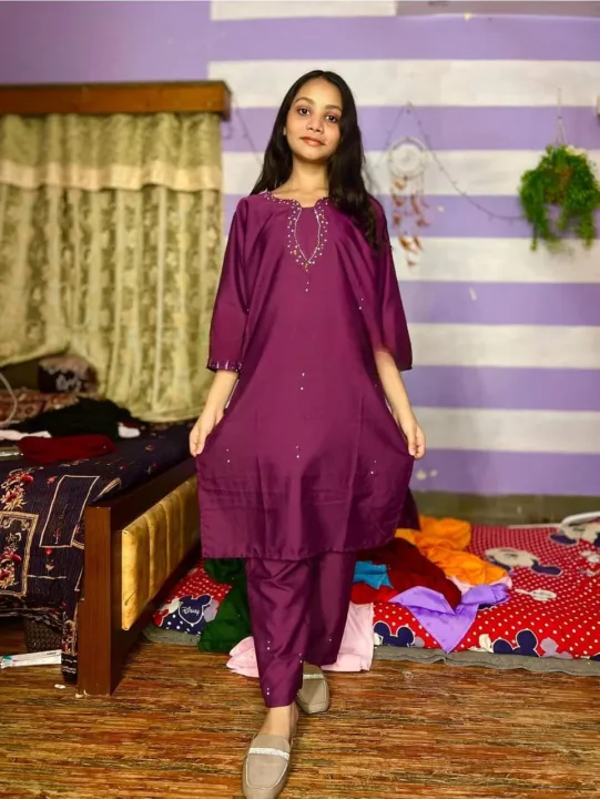 Nazmul%20fashion%20museum%20Latest%20Collection%20-%20New%20Screen%20Print%20Cotton%20Two-Piece%20Salwar%20Kameez%20for%20Women%20-%20Trendy%20Fashion%20-%20Image%202