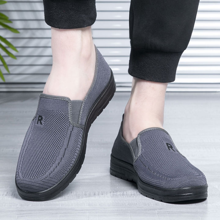 Old%20Beijing%20Cloth%20Shoes%20Men's%20Casual%20All-Matching%20Shoes%20Lightweight%20Flying%20Woven%20Breathable%20Dad%20Slip-on%20Middle-Aged%20and%20Elderly%20Large%20Size%20Shoes%20-%20Image%203