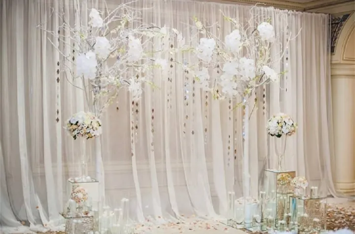 White%20Tissue%20Fabrics%20For%20Birthday,%20Wedding%20and%20Party%20Decoration%20-%20Image%202