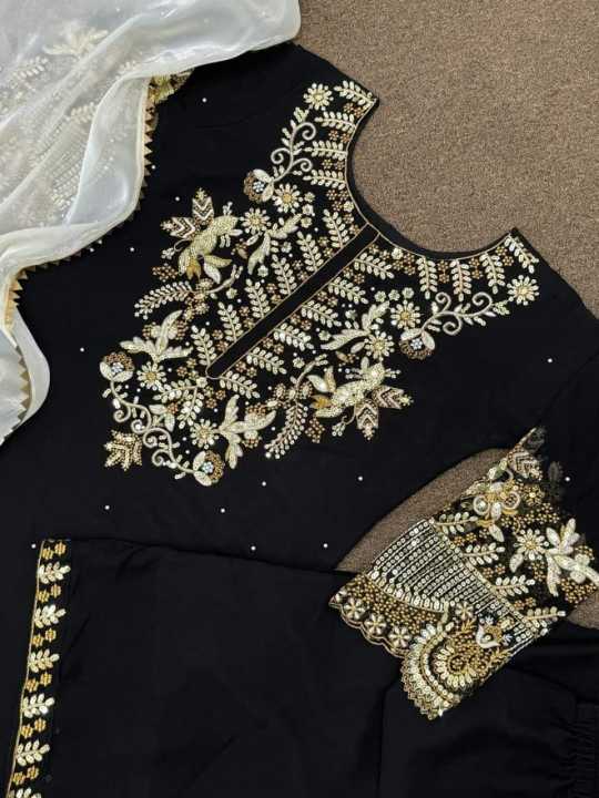 Women's%20Triplet%20New%20Collection%20Thriepice%20-%20Image%203