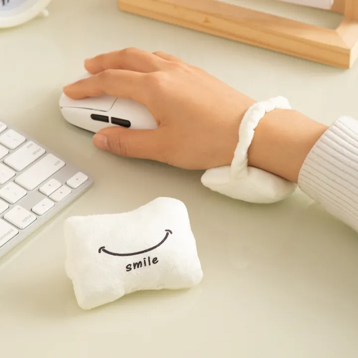 Wrist%20mouse%20pad%20Soft%20Wrist%20Rest%20Cushion%20for%20Mouse%20%E2%80%93%20Comfortable%20Ergonomic%20Support%20Pad%20for%20Office%20&%20Home%20Use%20Mouse%20Pad%20Wrist%20Rest%20Cushion%20-%20Image%202