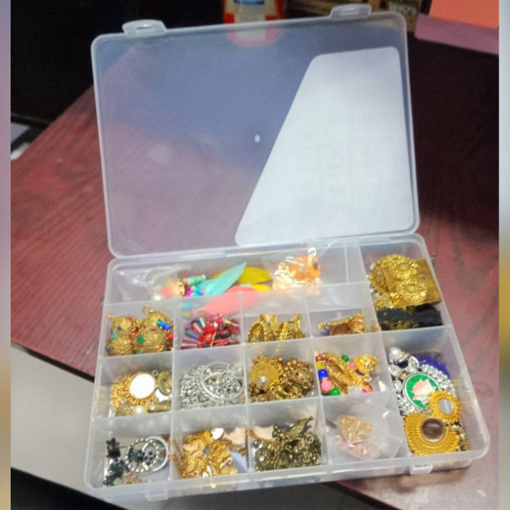 Jewelry%20Storage%20and%20Display%20Case%20High-Impact%20Plastic%2015-Compartment%20Stackable%20%20%E2%80%93%20Essential%20Jewellery%20Organizer%20Box%20for%20Women%20-%20Image%204