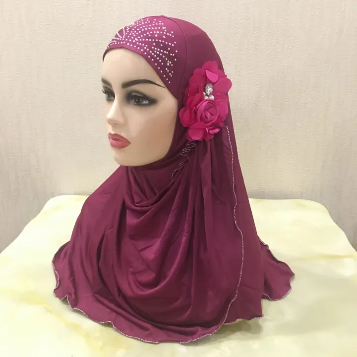 H208%20beautiful%20Muslim%20girls%20hijab%20with%20flowers%20pull%20on%20Amira%20Islamic%20scarf%20head%20wrap%20students%20headscarf%20headwear%20-%20Image%203