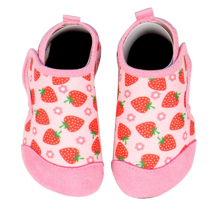 Children's%20Beach%20Shoes%20Non-Slip%20Soft%20Bottom%20Diving%20Snorkeling%20Swimming%20Shoes%20Baby%20and%20Infant%20Water%20Park%20Shoes%20Catch%20the%20Sea%20Wading%20Shoes%20-%20Image%207