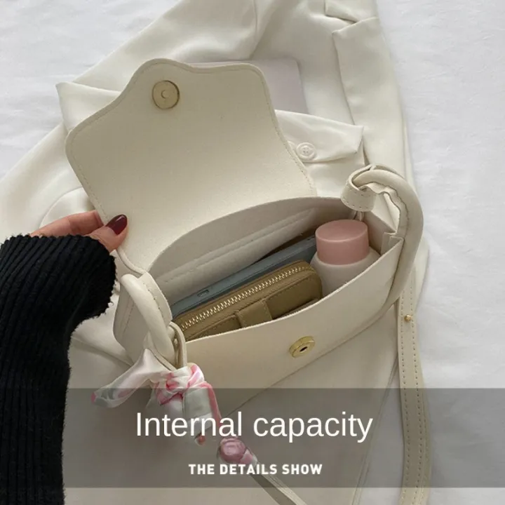 Cute%20Love%20Heart%20Women's%20Small%20Square%20Shoulder%20Bags%20Fashion%20Female%20Messenger%20Bag%20Simple%20Ladies%20Crossbody%20Purse%20Handbag%20with%20Scarf%20-%20Image%204