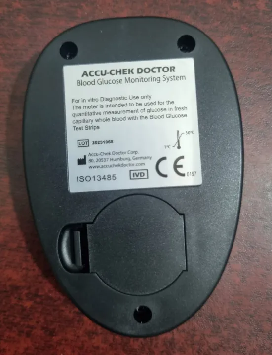 Accu%20Chek%20Doctor%20Instants%20Blood%20Glucose%20Monitor%20digital%20machine%20-%20Image%205