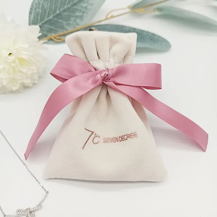 Simple%20plush%20drawstring%20counter%20sample%20essential%20oil%20perfume%20sier%20jewelry%20band%20mouth%20veet%20bag%20-%20Image%204