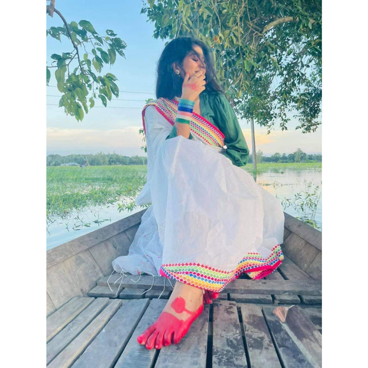 Exclusive%20Design%20White%20Color%20Plus%20Nokshi%20Degine%20Soft%20Saree%20For%20Women%20By%20Jamdani%20Gallery%20%7C%20Stylish%20And%20Unique%20Sari%20for%20Women%20-%20Image%203