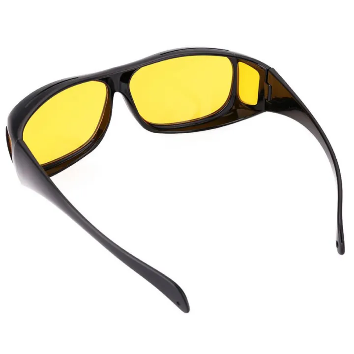 Anti-Glare%20Driving%20Glasses%20for%20Men%20and%20Women%20-%20Image%204