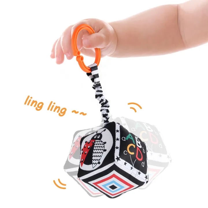 Black%20and%20White%20High%20Contrast%20Soft%20Cloth%20Book%20Baby%20Newborn%20Sensory%20Toys%20-%20Image%203