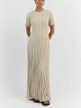 Elegant Ribbed Knitted Long Dress Women Casual O-neck Short Sleeve Bodycon Dresses 2023 Autumn Ladies Pleated A-line Maxi Robe. 