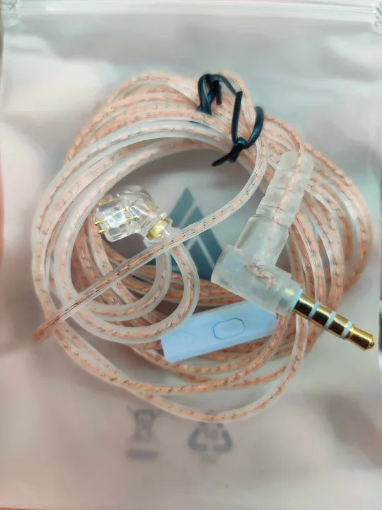 TRN,%20MT1,%20MT1%20Pro,%20MT1%20Max,%20OFC%20Flat%20Upgrade%20Cable%20Black%202%20Pin%20Type%20B%20C%200.75mm%20with%20Mic%20-%20Image%204