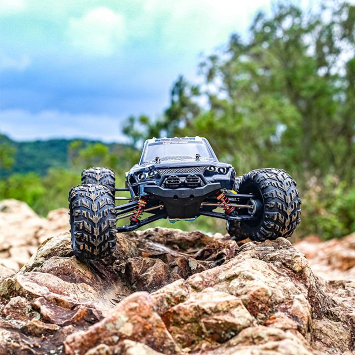 1:10%20Full%20Scale%20Remote%20Control%20Car%20Four-wheel%20Drive%20High-speed%20Big-foot%20Remote%20Control%20Off-road%20Car%20Toys%20-%20Image%208
