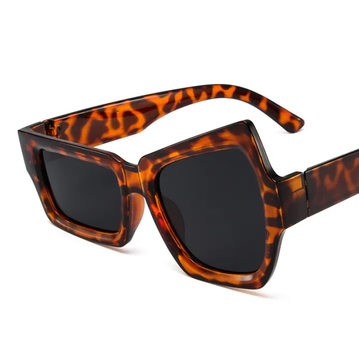 Funny%20Irregular%20Square%20Sunglasses%20Man%20Fashion%20Personality%20Brand%20Designer%20Sun%20Glasses%20Male%20White%20Black%20Shades%20Oculos%20De%20Sol%20-%20Image%204