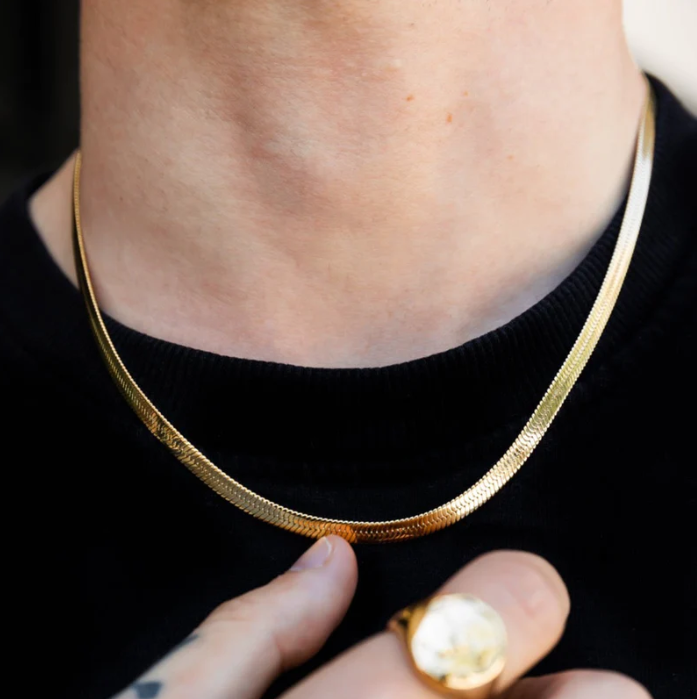 Stylish%20Men%20And%20Boys%20Flat%20Patla%20Snake%20Necklace%20-%20Image%204