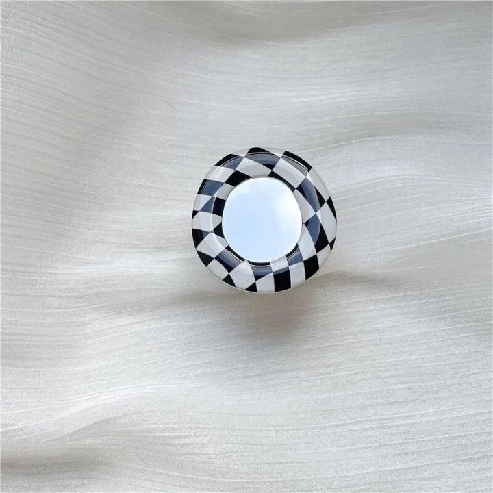 Korea%20Ins%20Heart-Shaped%20Mirror%20Foldable%20Elastic%20Grip%20Tok%20Mobile%20Phone%20Bracket%20Finger%20Ring%20Talk%20Support%20Griptok%20Universal%20-%20Image%204