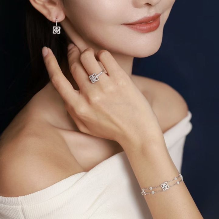 Full%20Diamond%20Lotus%20Bracelet%20Diamond%20Bracelet%202023%20New%20S925%20Sterling%20Silver%20Light%20Luxury%20Niche%20Exquisite%20European%20and%20American%20Jewelry%20-%20Image%204