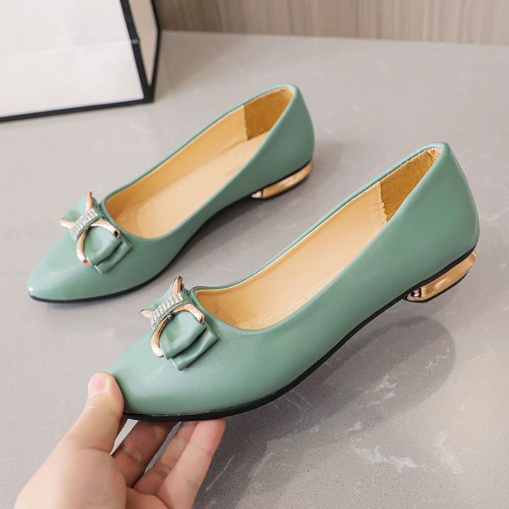 Shoes%20Women's2023New%20All-Match%20Butterfly%20Soft%20Bottom%20Pointed%20Mom%20Shoes%20Spring%20and%20Autumn%20Low-Cut%20Soft%20Leather%20Flat%20Pumps%20Women's%20Shoes%20-%20Image%209