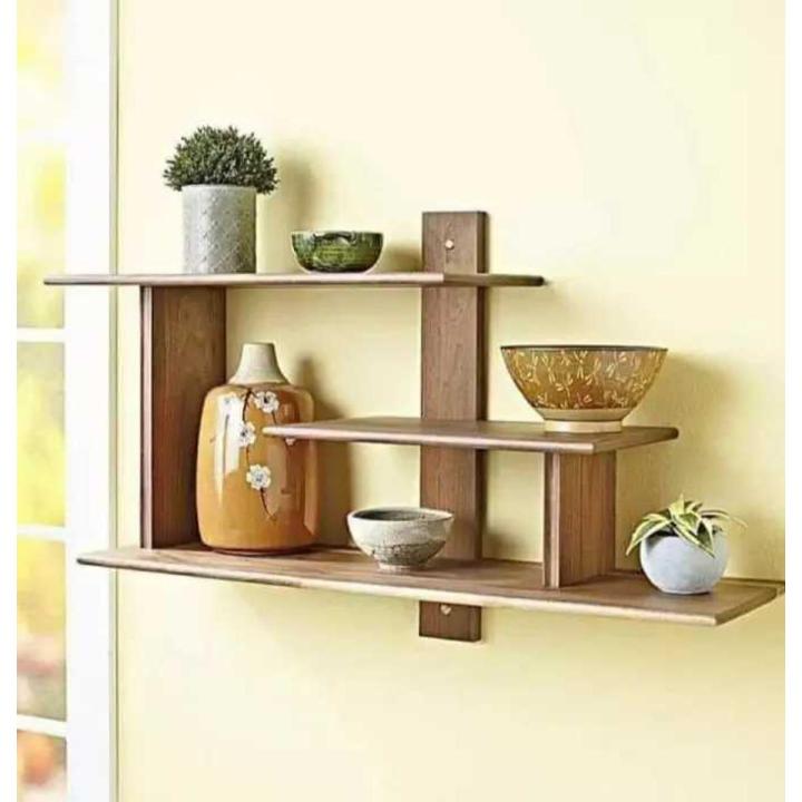 Wall hanging show pis self l 2 feet/d 6/h 18