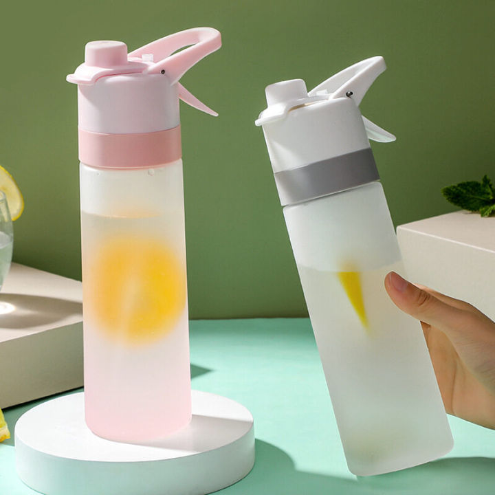 700ml%20Spray%20Water%20Bottle%20Large%20Capacity%20Portable%20Outdoor%20Sport%20Fashion%20Cute%20Drinking%20Plastic%20Bottles%20BPA%20Free%20Eco-Friendly%20-%20Image%202