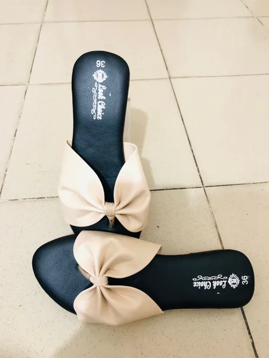 Butterfly%20Flat%20Sandals%20for%20Women%20-%20Trendy%20and%20Durable%20Design%20-%20Image%206