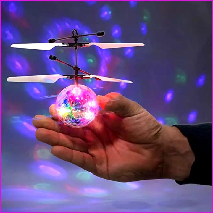 Crystal%20Flying%20Ball%20Toys%20LED%20Light%20-%20Image%204