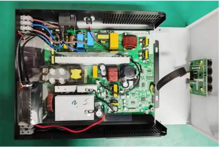 Zumax%20Mppt%20Offgrid/Hybrid%20Solar%20Inverter%201.5KW%20,%20Panel,%2024v%20Battery%20Support%20-%20Image%203