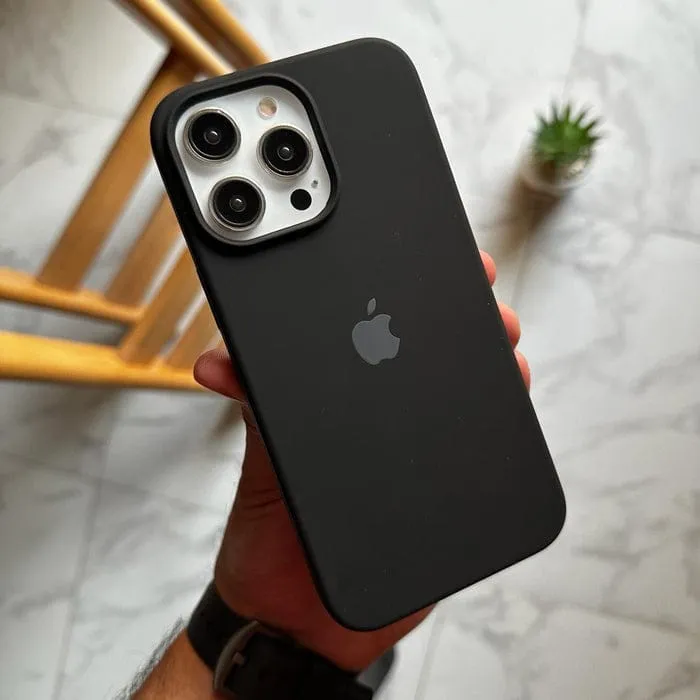 Silicone%20Slim%20Back%20Cover%20Case%20For%20Apple%20iPhone%2013%20,13%20pro%20and%2013%20Pro%20Max%20-%20Phone%20Back%20Cover%20-%20%E0%A6%AE%E0%A7%8B%E0%A6%AC%E0%A6%BE%E0%A6%87%E0%A6%B2%20%E0%A6%AB%E0%A7%8B%E0%A6%A8%20-%20Phone%20-%20Camera%20(Back%20Case%20Cover%20For%20Smartphone)%20-%20Image%203