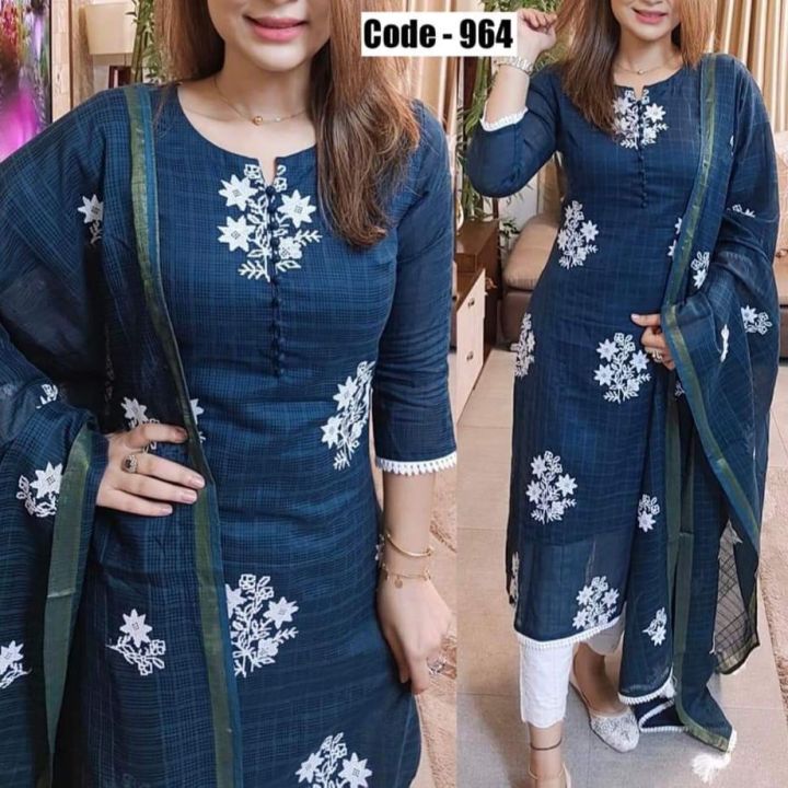 Unveil%20Comfort%20and%20Style%20with%20the%20Unstitched%20Exclusive%20High%20Quality%20Three%20Piece%20Ensemble%20-%20A%20Fashionable%20and%20Comfortable%20Dress%20Collection%20for%20Women%20-%20Image%202