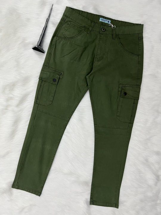 Premium%20Quality%20Six%20Pocket%20Cargo%20Pant%20-%20Image%202