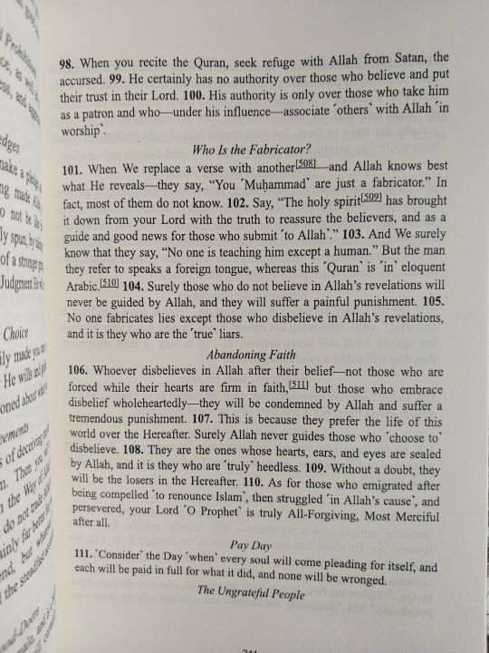 The%20Clear%20Q'uran:%20A%20Thematic%20English%20Translation%20by%20Dr.%20Mustafa%20Khattab%20-%20Premium%20Quality%20-%20Paperback%20-%20Image%203