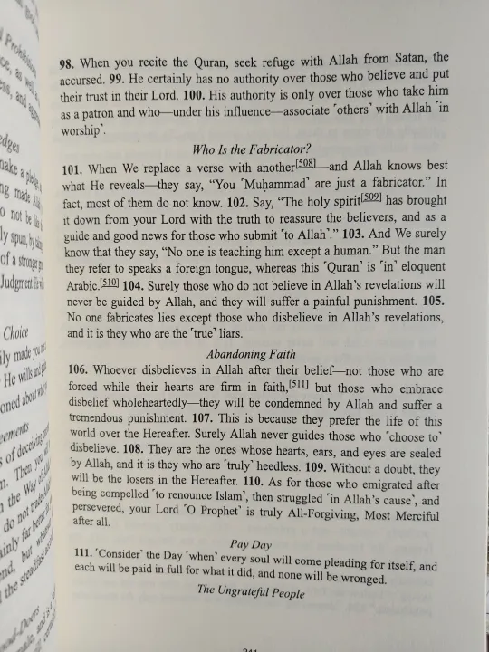 The%20Clear%20Q'uran:%20A%20Thematic%20English%20Translation%20by%20Dr.%20Mustafa%20Khattab%20-%20Premium%20Quality%20-%20Paperback%20-%20Image%203