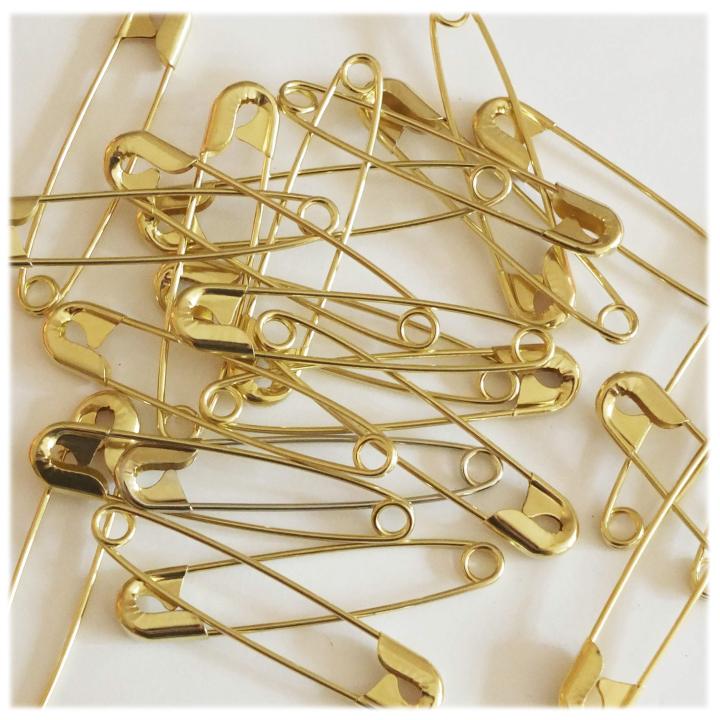 Safety%20Pins%20Mixed%20Set%20(Golden12+%20Silver12)%2024%20Piece%20-%20Image%204