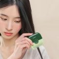 2-in-1 Bangs Trimmer Versatile Cutter Hairdressing Comb Cute Portable Hair Cutting Barber Remover Mini Tools Beauty Hair Cut. 