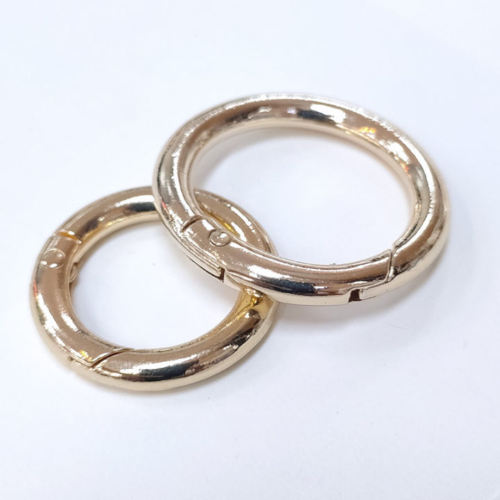 5Pcs%2018mm-34mm%20Metal%20O%20Ring%20Spring%20Clasps%20Round%20Carabiner%20Keychain%20Bag%20Clips%20Hook%20Dog%20Chain%20Buckles%20Connector%20for%20DIY%20Jewelry%20-%20Image%207