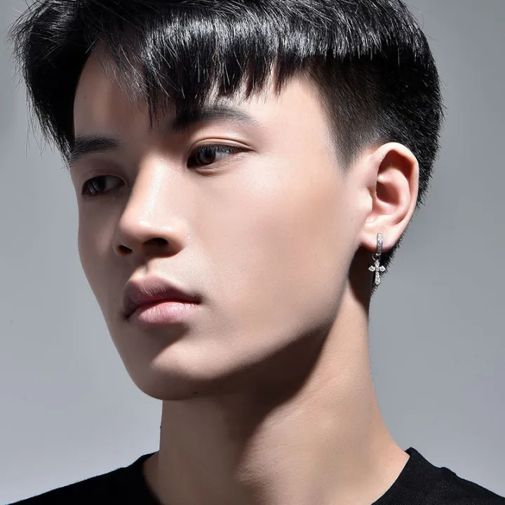 925%20silver%20needle,%20a%20two-wear%20diamond%20earring%20earrings,%20men's%20trendy%20personalized%20single%20cross%20earrings%20-%20Image%204