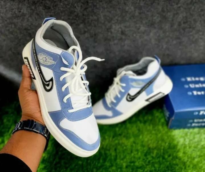 SNEAKERS%20HIGH%20NECK%20SOFT%20RUBBER%20SOOL%20WITH%20LACE%20%20UP%20VERSION.%20-%20Image%202