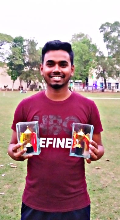 Glass%20And%20Plastic%20Cricket%20Mini%20Trophy%20-%20Celebrate%20Achievements%20With%20This%20Mini%20Cricket%20Trophy%20-%20Image%203