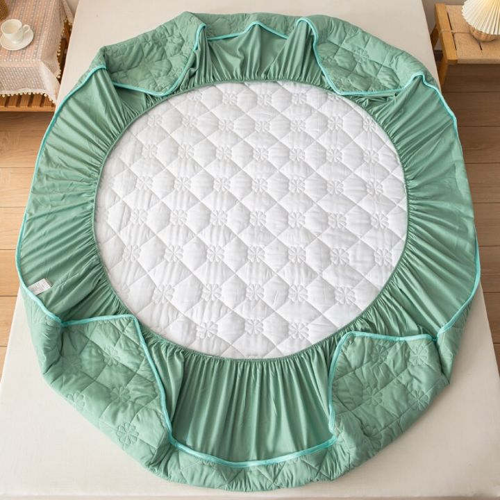 Thick%20Quilted%20Bed%20Cover%20Mattress%20Protector%20Bed%20Pad%20Queen%20King%20Size%20Breathable%20Anti-bacteria%20Non-slip%20Mattress%20Cover%20Fitted%20Sheet%20-%20Image%204