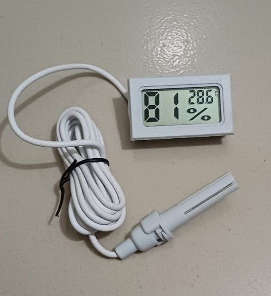 Mini%20Digital%20LCD%20Digital%20Thermometer%20Hygrometer%20Fridge%20Freezer%20Temperature%20Humidity%20Meter%20with%20Requires%20Battery%20-%20Image%204