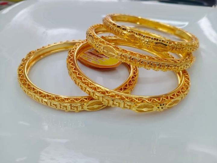 Golden%20Plated%20Bangles%20Or%20Curi%20for%20Womenn%204%20Pcs%20Set.%20Golden%20Hater%20Bala%20Party%20Bangles%20For%20Women%20&%20Girls%20gift.%20C:A60%20-%20Image%207